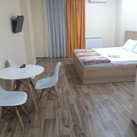 Central Park Apartment บาทูมิ ภายนอก รูปภาพ