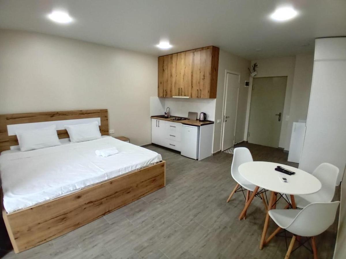 Central Park Apartment บาทูมิ ภายนอก รูปภาพ